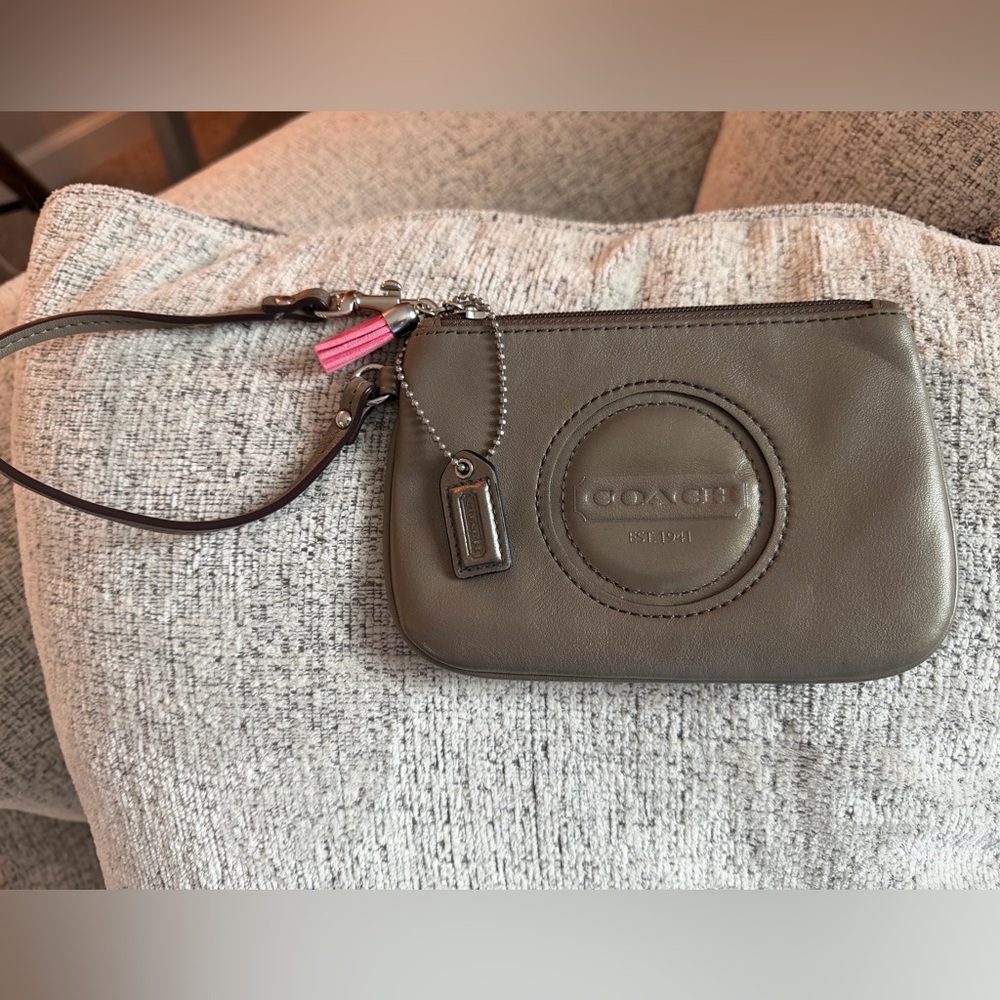 Coach Nita 19 Taupe All Leather Wristlet with charm and tassel EUC 6.5x4.5